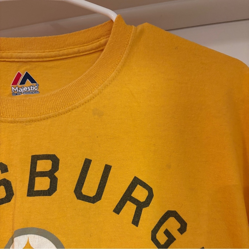 Pittsburgh Steelers Yellow T-Shirt - Picture 2 of 3